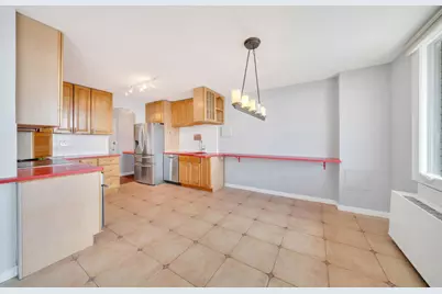 380 Mountain Rd #213, Union City, NJ 07087 - Photo 8