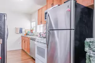 77 Wallis Ave, Jersey City, NJ 07306 - Photo 2