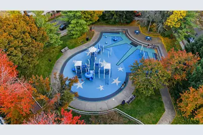 111 Shearwater Ct East #34, Jersey City, NJ 07305 - Photo 30