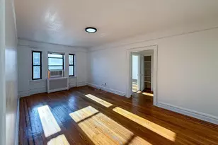 36 Duncan Ave, Jersey City, NJ 07304 - Photo 4