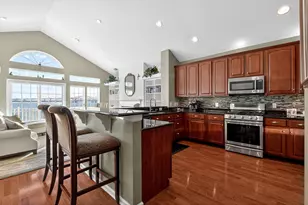 60 Tottenham Ct, Jersey City, NJ 07305 - Photo 12