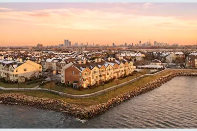 60 Tottenham Ct, Jersey City, NJ 07305 - Photo 34