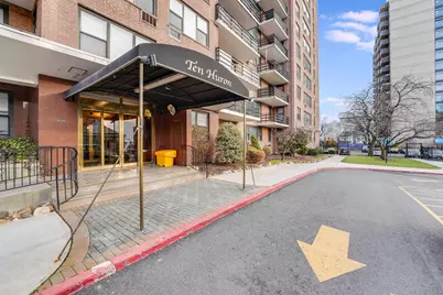 10 Huron Ave #8J, Jersey City, NJ 07306 - Photo 30