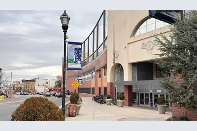 208 38th St, Union City, NJ 07087 - Photo 16