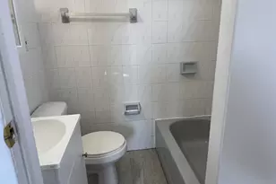 132 43rd St, Union City, NJ 07087 - Photo 4