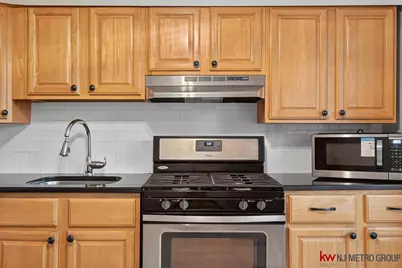 98 Clendenny Ave #2, Jersey City, NJ 07305 - Photo 6