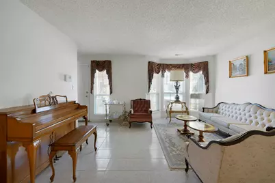 32 Cedar St, Jersey City, NJ 07305 - Photo 4