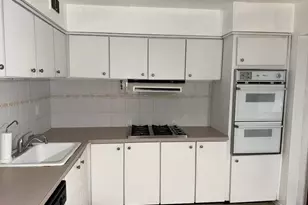 24 Sunset Ave, Bayonne, NJ 07002 - Photo 2