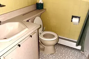 24 Sunset Ave, Bayonne, NJ 07002 - Photo 8