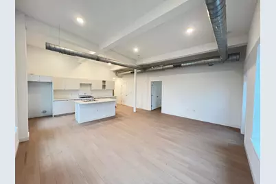 141 Christopher Columbus Dr #4, Jersey City, NJ 07302 - Photo 2