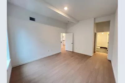 141 Christopher Columbus Dr #4, Jersey City, NJ 07302 - Photo 4