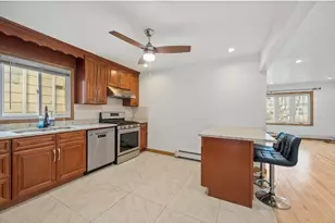 93 Lord Ave, Bayonne, NJ 07002 - Photo 10