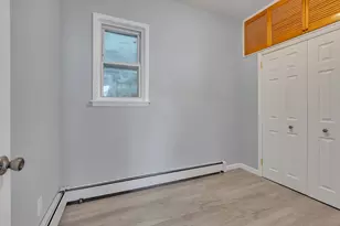 42 Greenville Ave, Jersey City, NJ 07305 - Photo 16