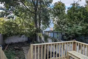 429 Mallory Ave, Jersey City, NJ 07304 - Photo 14