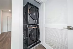 32 Jones St, Jersey City, NJ 07306 - Photo 16