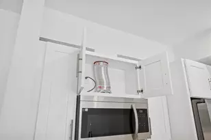 32 Jones St, Jersey City, NJ 07306 - Photo 14