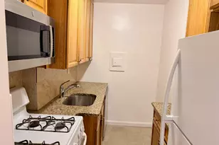 10 Huron Ave, Jersey City, NJ 07306 - Photo 1
