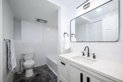 70 Bowers St #1, Jersey City, NJ 07307 - Photo 18