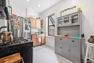 56 Glenwood Ave, Jersey City, NJ 07306 - Photo 10