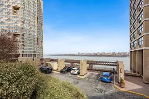 7004 Blvd E, Guttenberg, NJ 07093 - Photo 2