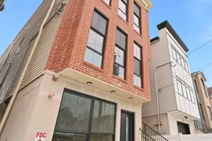 15 Manhattan Ave, Jersey City, NJ 07307 - Photo 16