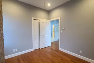 100 Griffith St, Jersey City, NJ 07307 - Photo 12