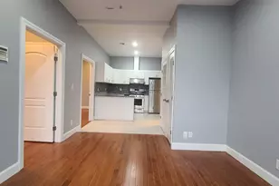 100 Griffith St, Jersey City, NJ 07307 - Photo 2