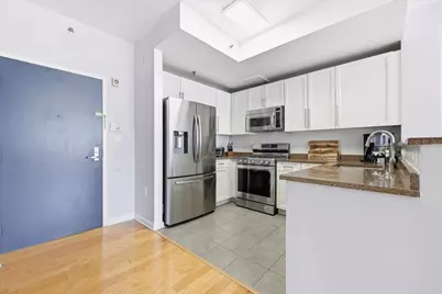 15 Freedom Way #412, Jersey City, NJ 07305 - Photo 8