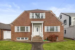 97 Riverview Dr, Cliffside Park, NJ 07010 - Photo 22