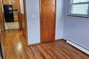 65 Suburbia Ct, Jersey City, NJ 07305 - Photo 8