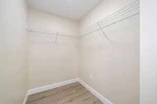 213 Manhattan Ave, Jersey City, NJ 07307 - Photo 10