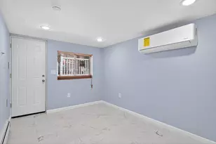 43 Sycamore Rd, Jersey City, NJ 07305 - Photo 8