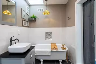 148 5 Union St, Jersey City, NJ 07304 - Photo 20