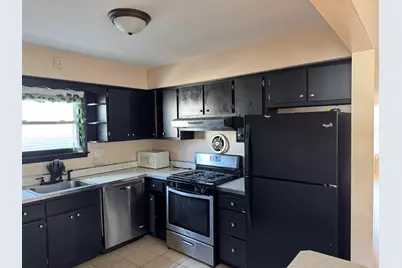 108 Evergreen St #2, Bayonne, NJ 07002 - Photo 8