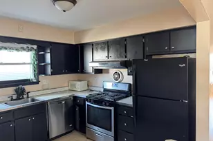 108 Evergreen St, Bayonne, NJ 07002 - Photo 8