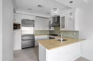 34 Cambridge Wy, Weehawken, NJ 07086 - Photo 14