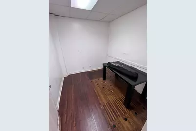 596 Communipaw Ave #2nd Floor, Jersey City, NJ 07304 - Photo 12