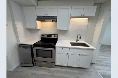 80 East 24th St #2, Bayonne, NJ 07002 - Photo 10