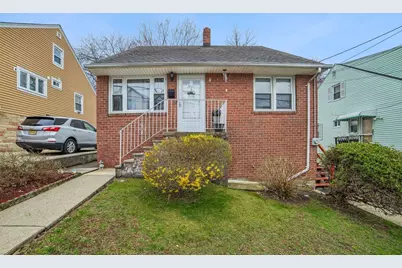 1401 81st St, North Bergen, NJ 07047 - Photo 4