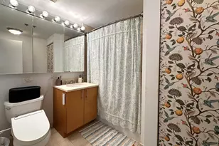 102 Christopher Columbus Dr, Jersey City, NJ 07302 - Photo 10