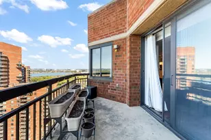 2110 Harmon Cove Tower, Secaucus, NJ 07094 - Photo 36