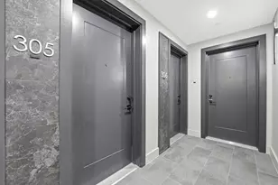 337 Johnston Ave, Jersey City, NJ 07304 - Photo 18