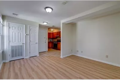 11 Isabella Ave #2R, Bayonne, NJ 07002 - Photo 4