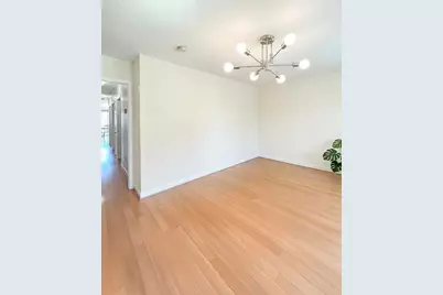 85 Grieco Dr #2, Jersey City, NJ 07305 - Photo 8