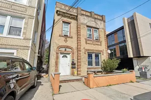 7 Bender Pl, Cliffside Park, NJ 07010 - Photo 4