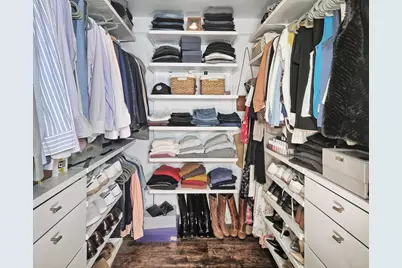 237 Price Ct, West New York, NJ 07093 - Photo 8