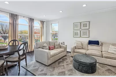 237 Price Ct, West New York, NJ 07093 - Photo 6