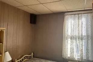 21 Bayview Ave, Jersey City, NJ 07305 - Photo 4