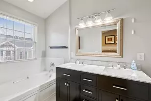 273 Roslyn Ct, West New York, NJ 07093 - Photo 28