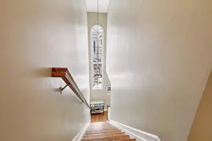 273 Roslyn Ct, West New York, NJ 07093 - Photo 22